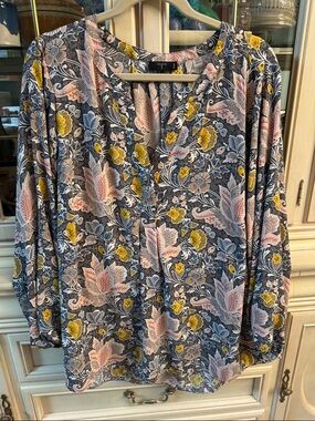 Tahari Women's Floral V-Neck Blouse in Gray with Pink & Yellow